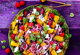 Aardappelkroketjes met geroosterde biet & geitenkaas