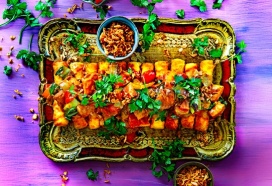 Kroketjes met kip rendang en crispy uitjes